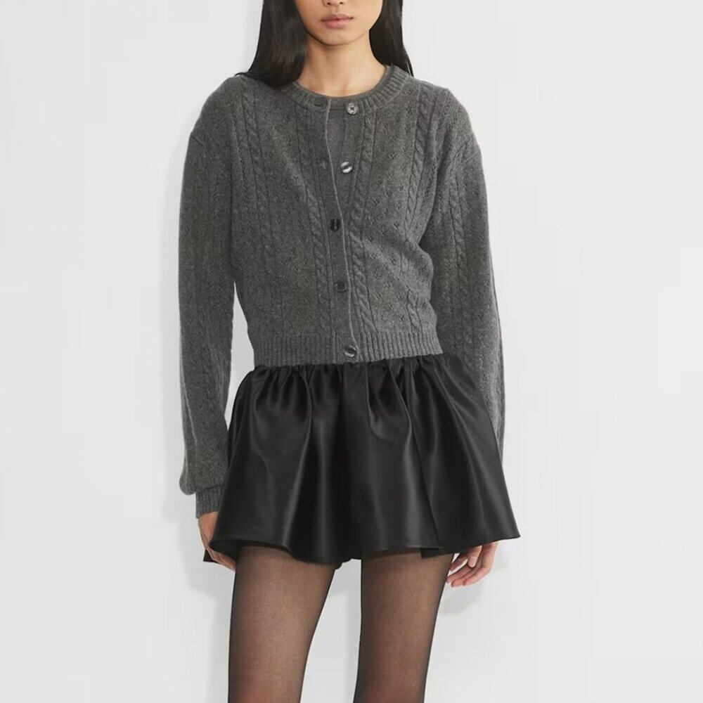 NWT Aritzia Cher Satin Skort in Black